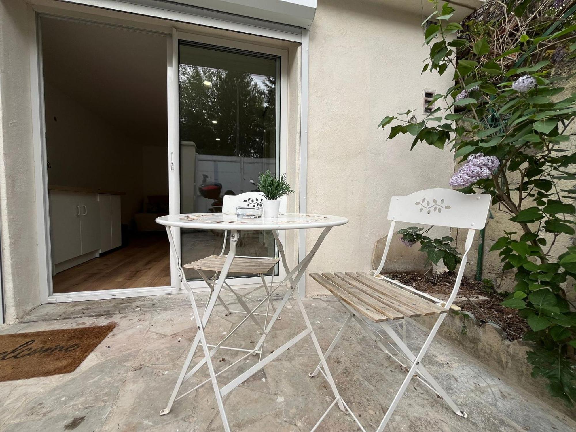 Studio Avec Clim Et Terrasse Proche Du Centre Ville D'아비뇽 외부 사진